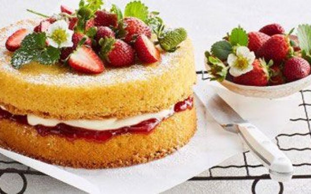 طرز تهیه کیک ساده  و خوشمزه + چند ترفند جذاب